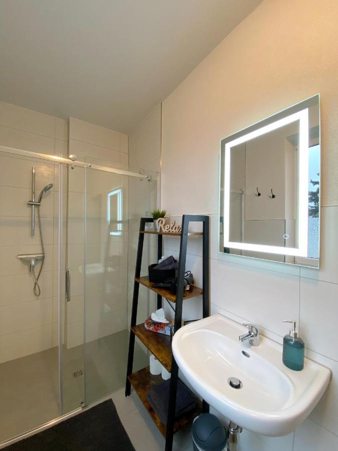 Elbnahe Ferienwohnung Mit 2 Schlafzimmern Coswig  Exterior foto