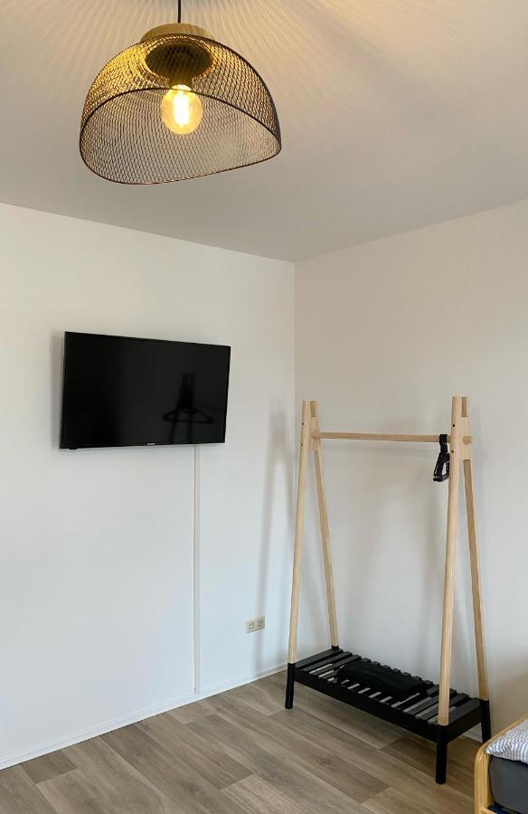 Elbnahe Ferienwohnung Mit 2 Schlafzimmern Coswig  Exterior foto